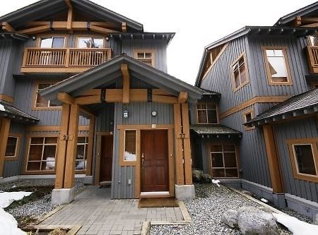 Whistler Superior Properties Townhomes Bagian luar foto